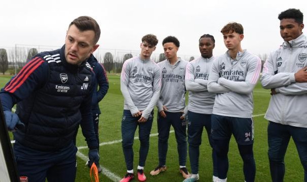 进军杯赛决赛 那个陨落天才带着小枪手杀回来了